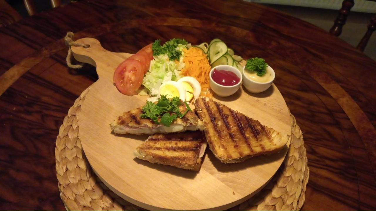 科灵特姆经济型酒店（客房&早餐） 博雷 外观 照片